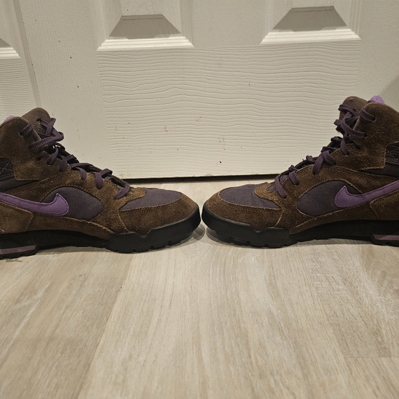 Nike Women's Brown and Purple High-Top CALDERA Sneakers WOW 🏆🥳 - Picture 7 of 9